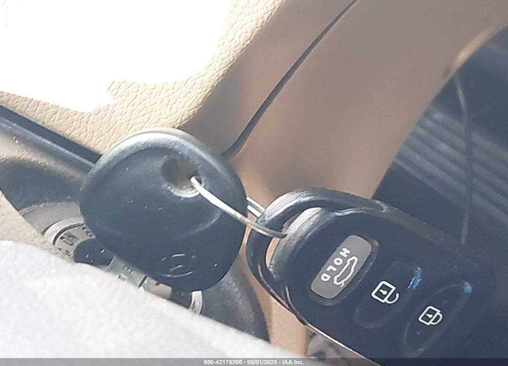 2013 HYUNDAI SONATA GLS VIN: 5NPEB4ACXDH588739