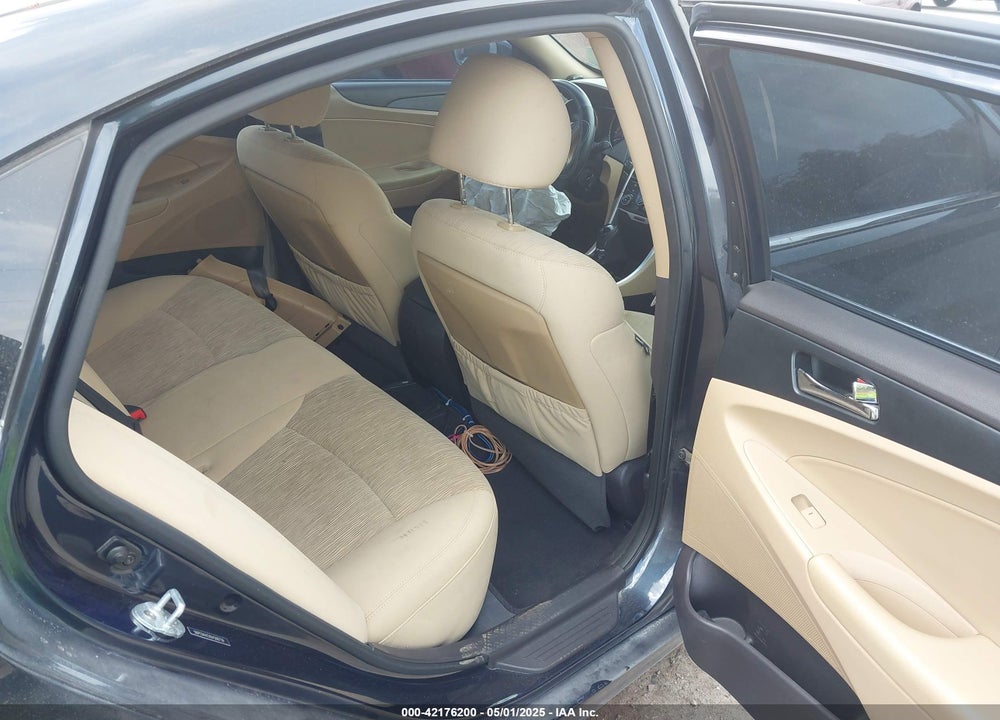 2013 HYUNDAI SONATA GLS VIN: 5NPEB4ACXDH588739