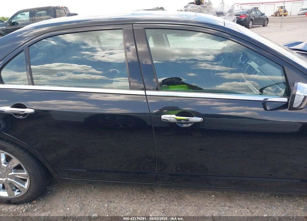 2011 LINCOLN MKZ VIN: 3LNHL2JC5BR751723