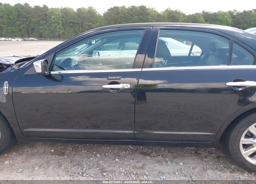 2011 LINCOLN MKZ VIN: 3LNHL2JC5BR751723