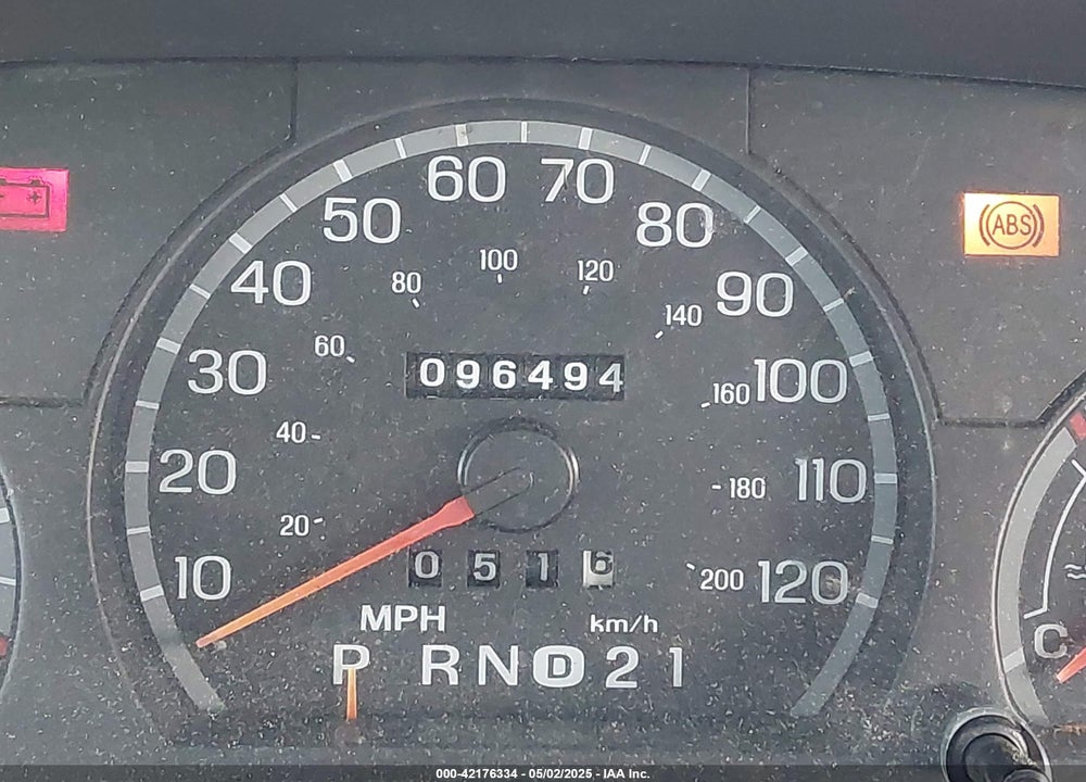1999 FORD CROWN VICTORIA LX VIN: 2FAFP74W7XX117573