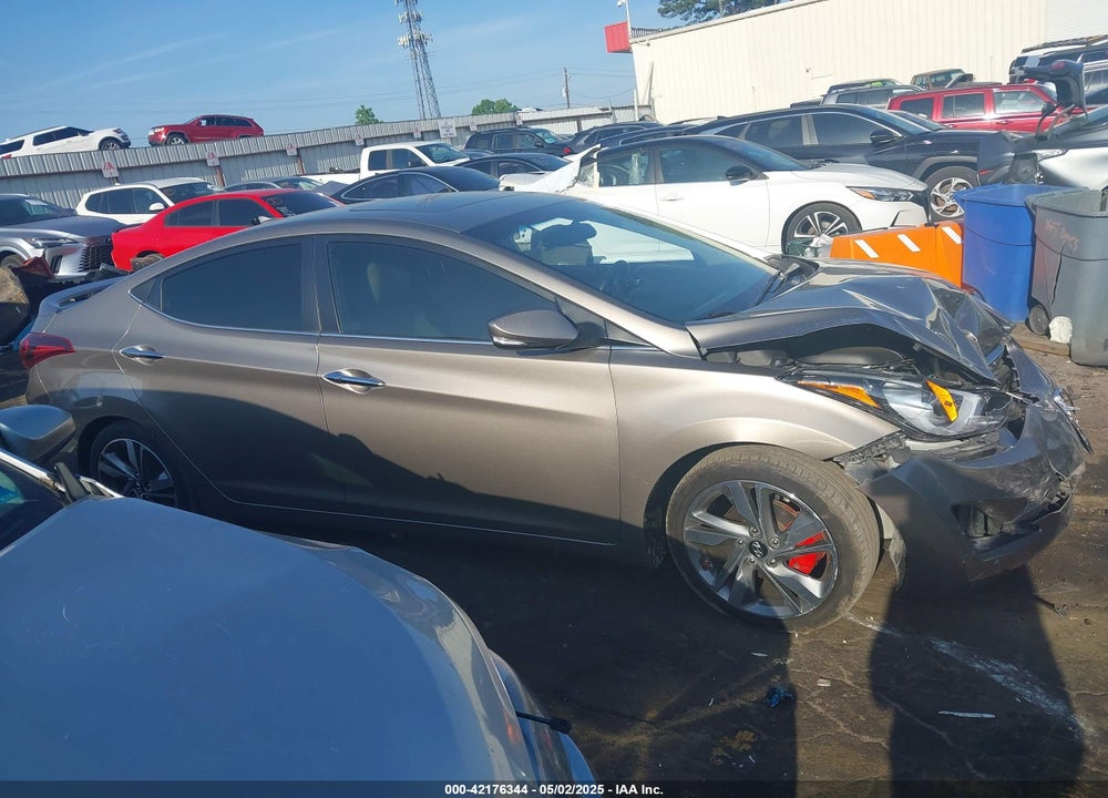 2014 HYUNDAI ELANTRA VIN: 5NPDH4AE8EH500915