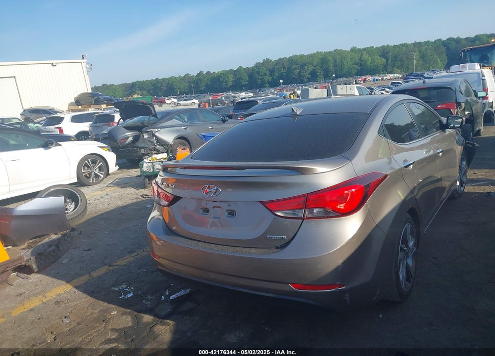 2014 HYUNDAI ELANTRA VIN: 5NPDH4AE8EH500915
