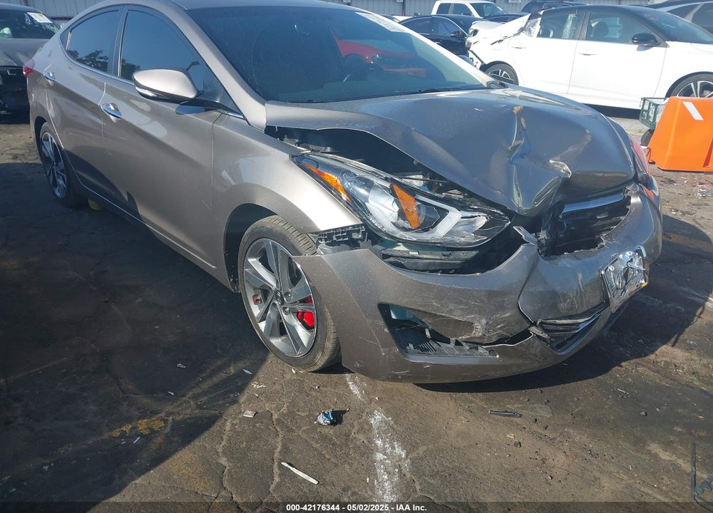 2014 HYUNDAI ELANTRA VIN: 5NPDH4AE8EH500915