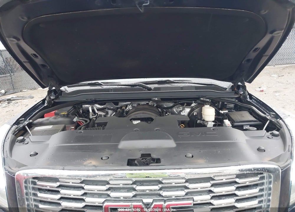 2018 GMC YUKON XL VIN: 1GKS1HKJ1JR145804
