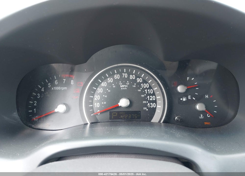 2012 KIA SEDONA LX VIN: KNDMG4C71C6493153