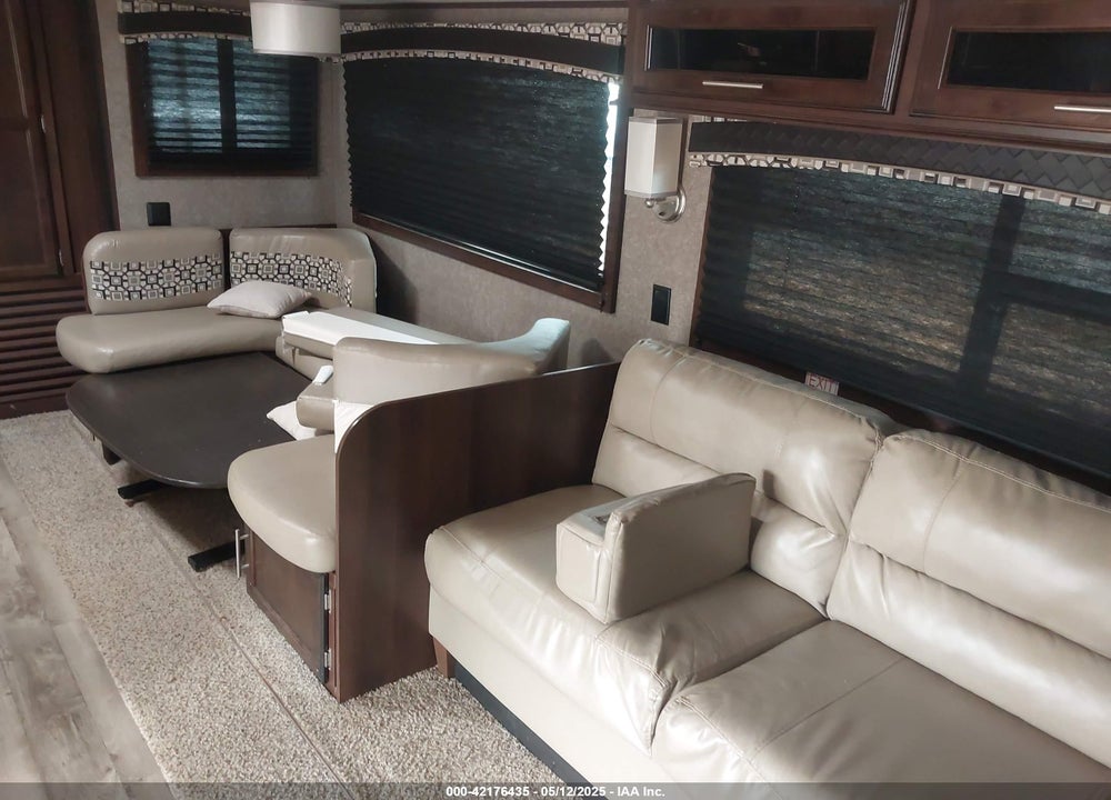 2019 JAYCO JAYFL184BH VIN: 1UJBJ0BV5K1T60084