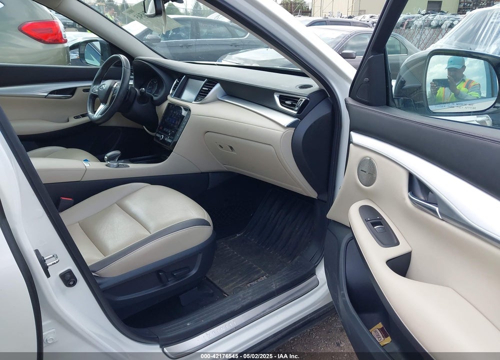 2019 INFINITI QX50 VIN: 3PCAJ5M35KF128225
