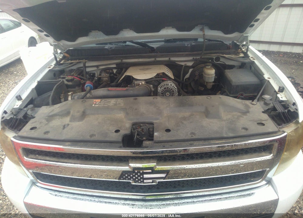 2013 CHEVROLET SILVERADO 1500 LT VIN: 1GCRKSE72DZ413719