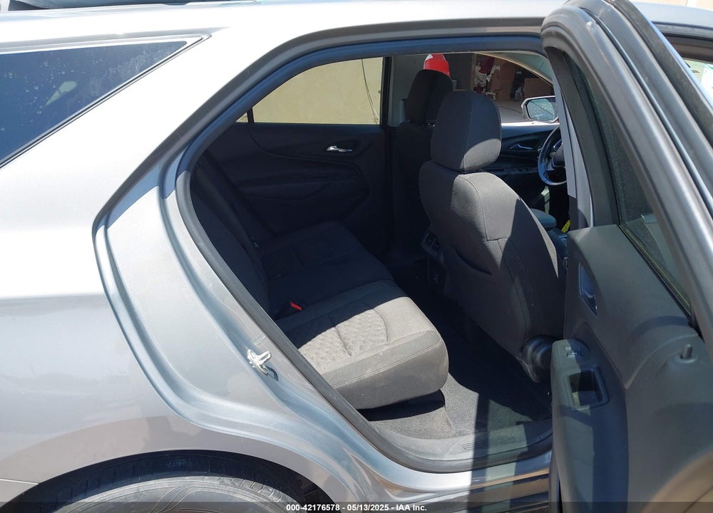 2019 CHEVROLET EQUINOX LT VIN: 3GNAXUEV4KS583736