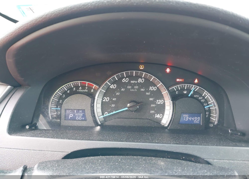2013 TOYOTA CAMRY VIN: 4T1BF1FK2DU694139