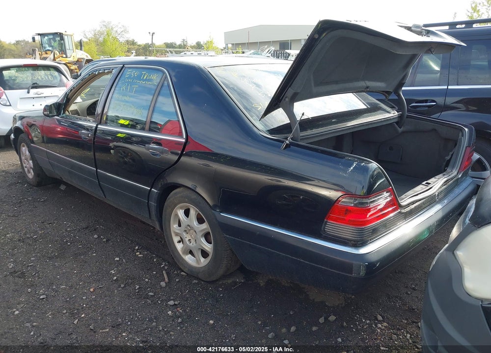1999 MERCEDES-BENZ S 320 VIN: WDBGA32G0XA410274