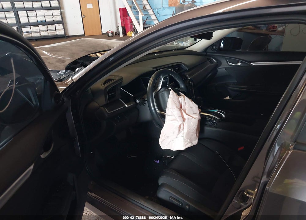 2020 HONDA CIVIC VIN: 19XFC1F35LE209402