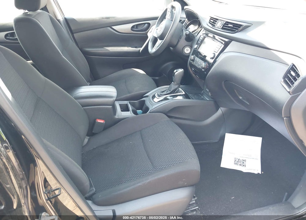 2021 NISSAN ROGUE SPORT VIN: JN1BJ1AW1MW668250