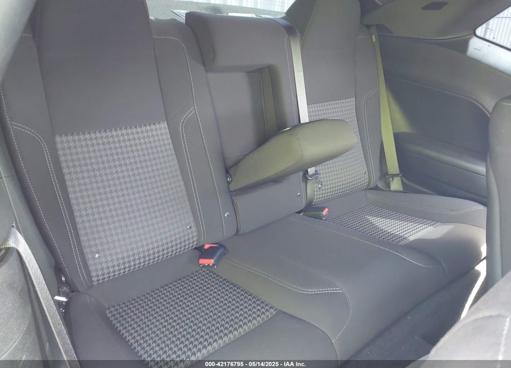 2020 DODGE CHALLENGER VIN: 2C3CDZAG1LH250837