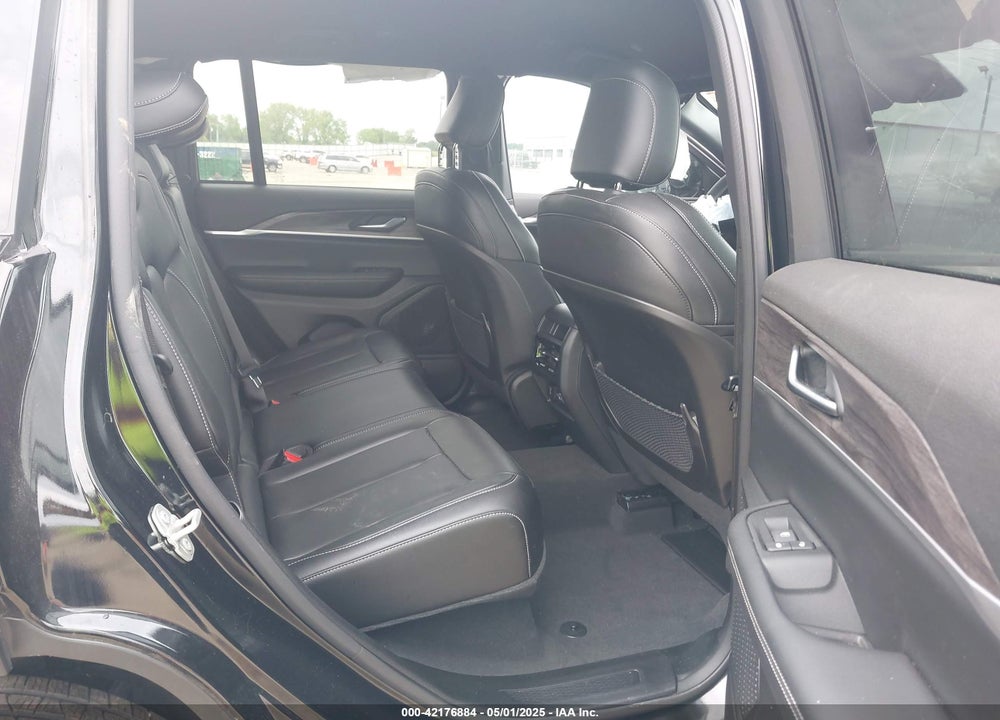 2024 JEEP GRAND CHEROKEE VIN: 1C4RJGBG3RC217142
