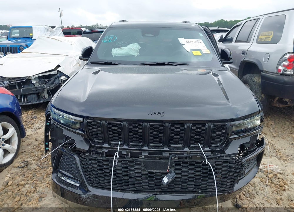 2024 JEEP GRAND CHEROKEE VIN: 1C4RJGBG3RC217142