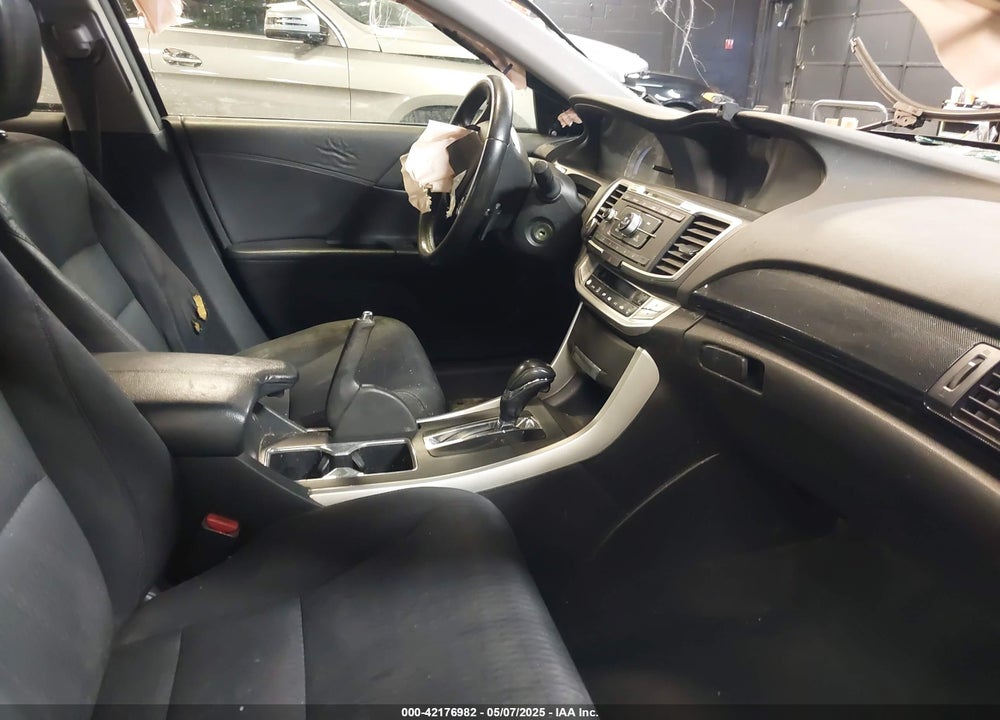 2013 HONDA ACCORD SPORT VIN: 1HGCR2F53DA042214