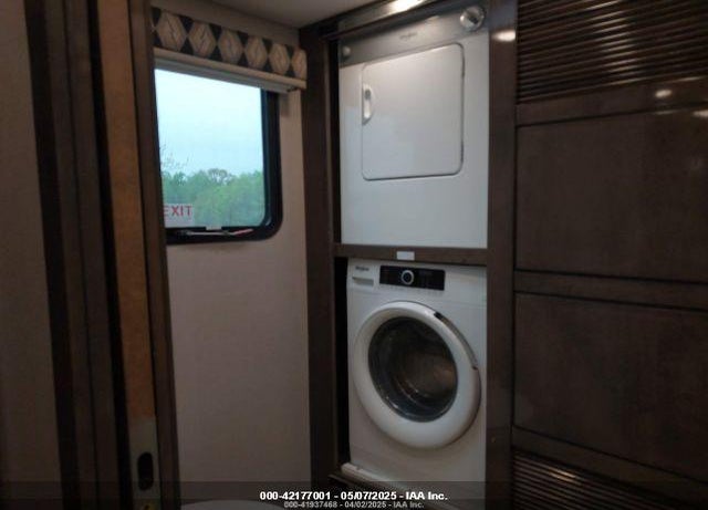 2021 ENTEGRA REATTA FLOOR PLAN  (39T2) VIN: 4VZDR1A92MC089731