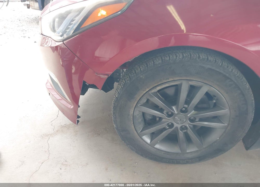 2015 HYUNDAI SONATA SE VIN: 5NPE24AF5FH239758