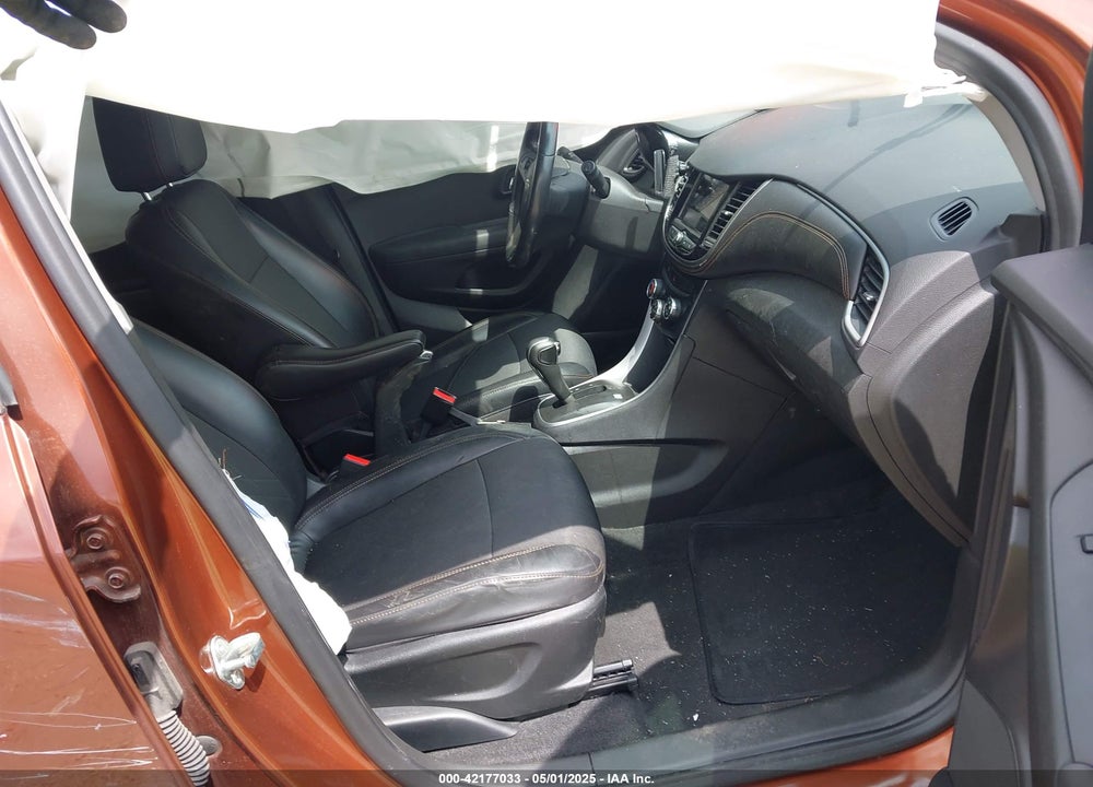 2019 CHEVROLET TRAX LT VIN: 3GNCJLSB6KL238085