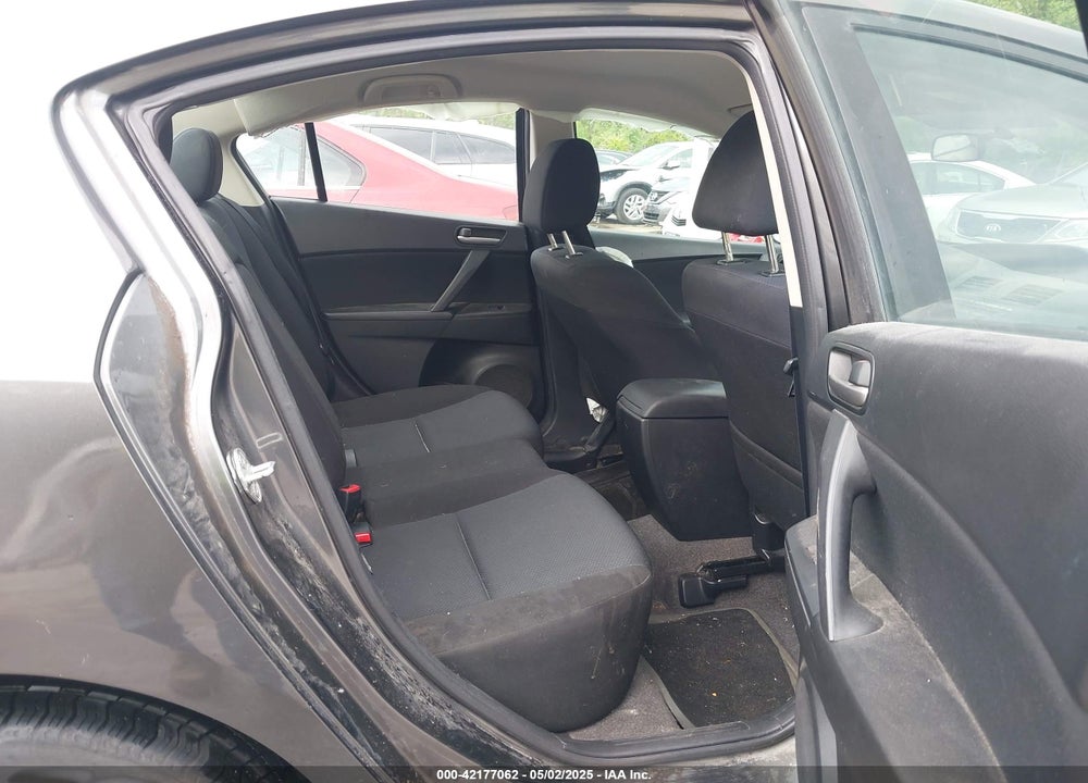 2011 MAZDA 3 I TOURING VIN: JM1BL1VF7B1419673