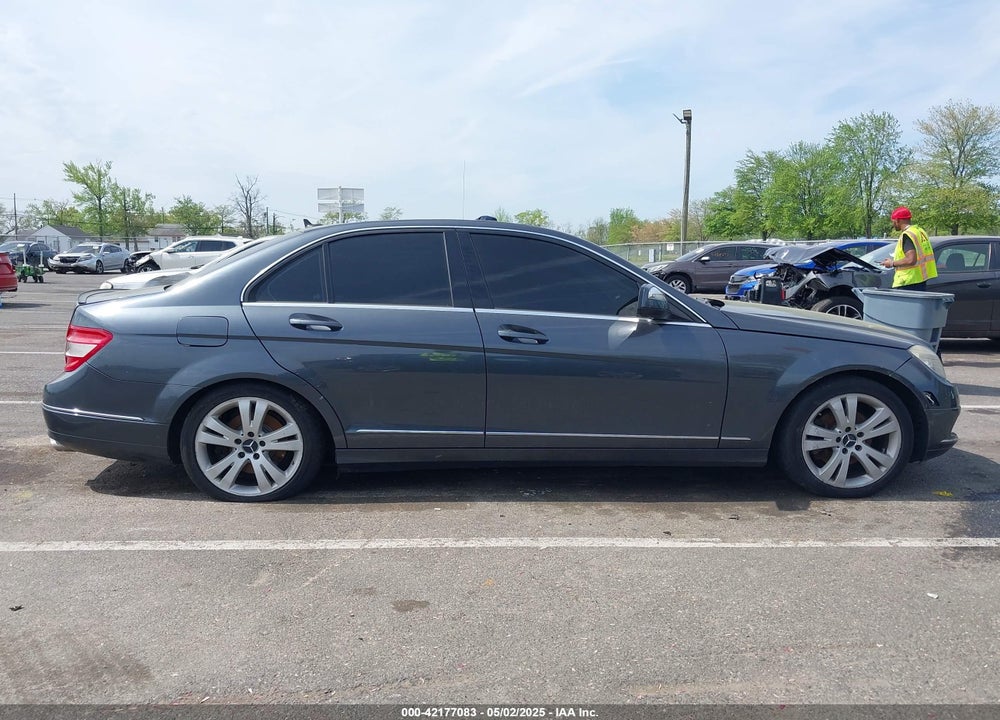 2009 MERCEDES-BENZ C 300 VIN: WDDGF81X89R061439
