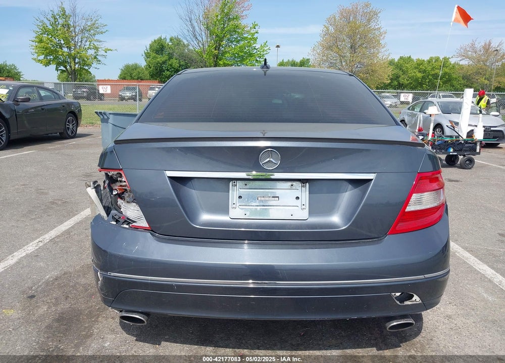 2009 MERCEDES-BENZ C 300 VIN: WDDGF81X89R061439