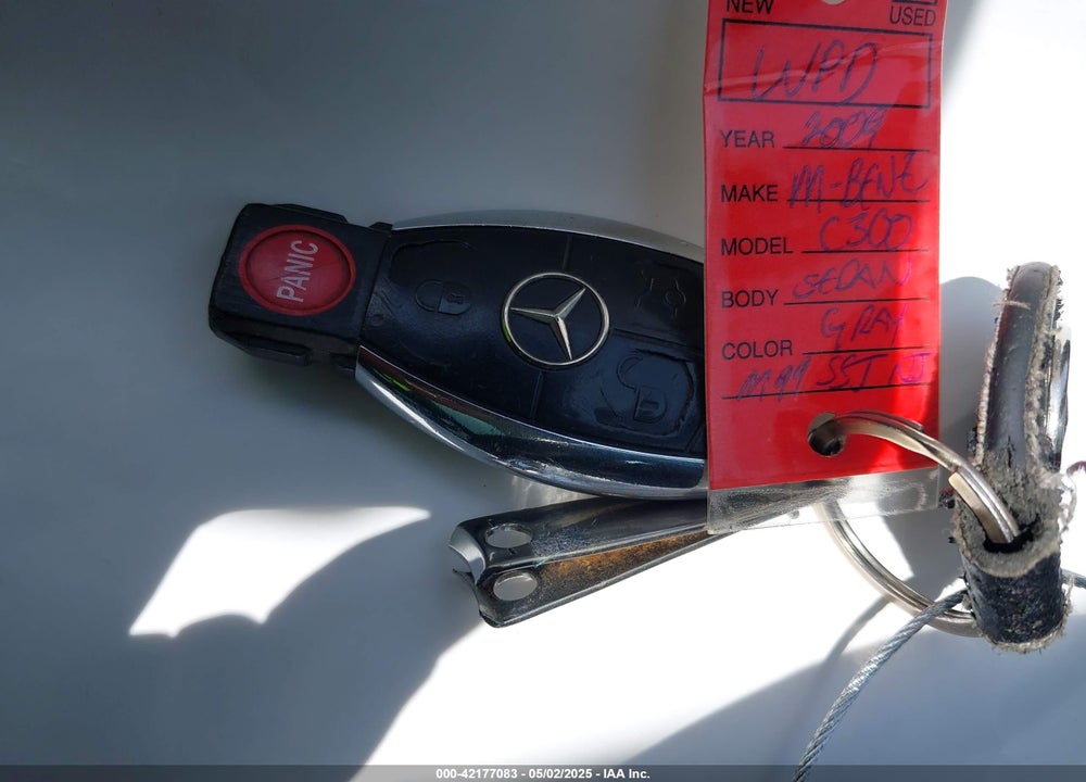 2009 MERCEDES-BENZ C 300 VIN: WDDGF81X89R061439