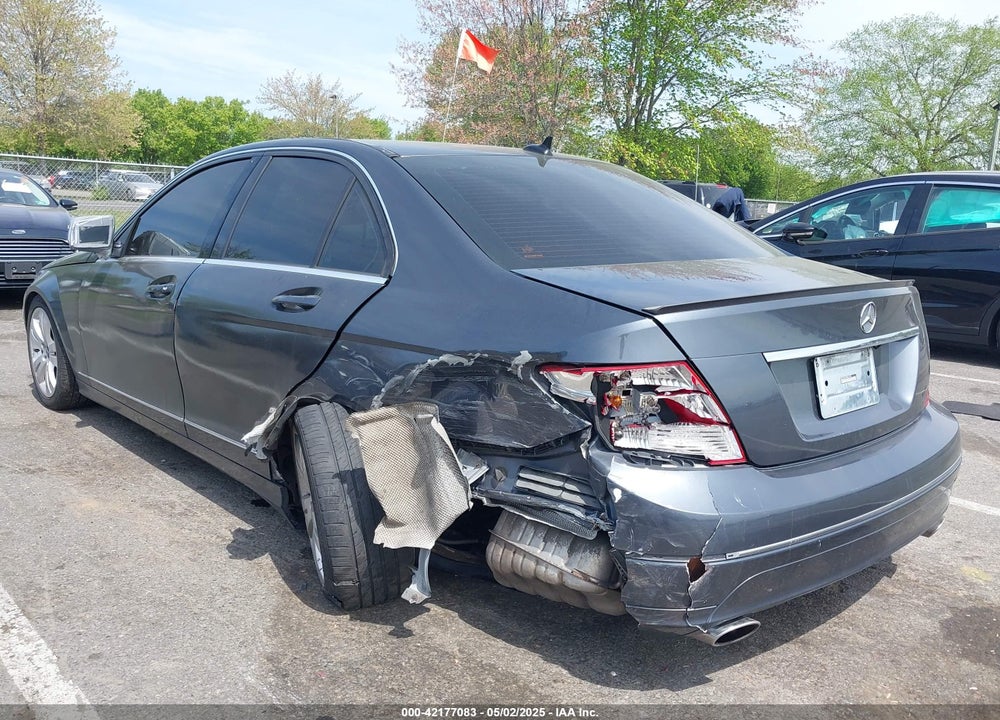 2009 MERCEDES-BENZ C 300 VIN: WDDGF81X89R061439