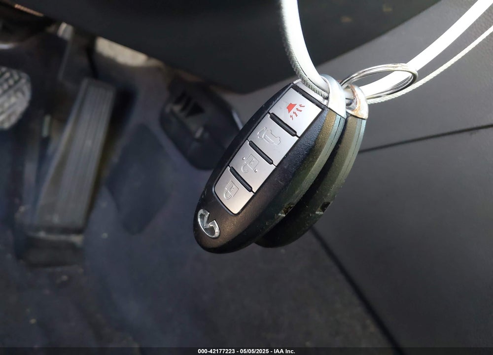 2013 INFINITI FX37 VIN: JN8CS1MU8DM142478