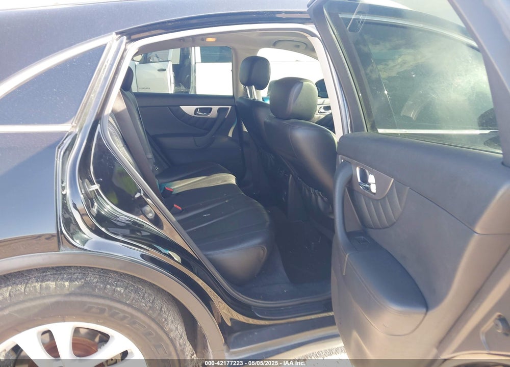 2013 INFINITI FX37 VIN: JN8CS1MU8DM142478