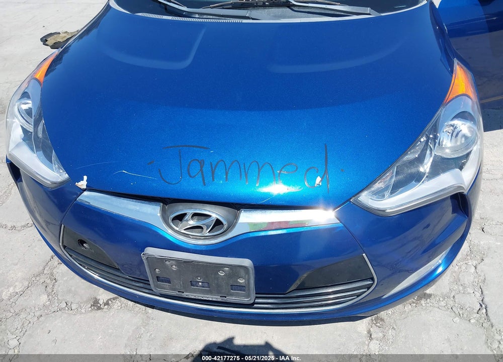 2016 HYUNDAI VELOSTER VIN: KMHTC6AD5GU302018