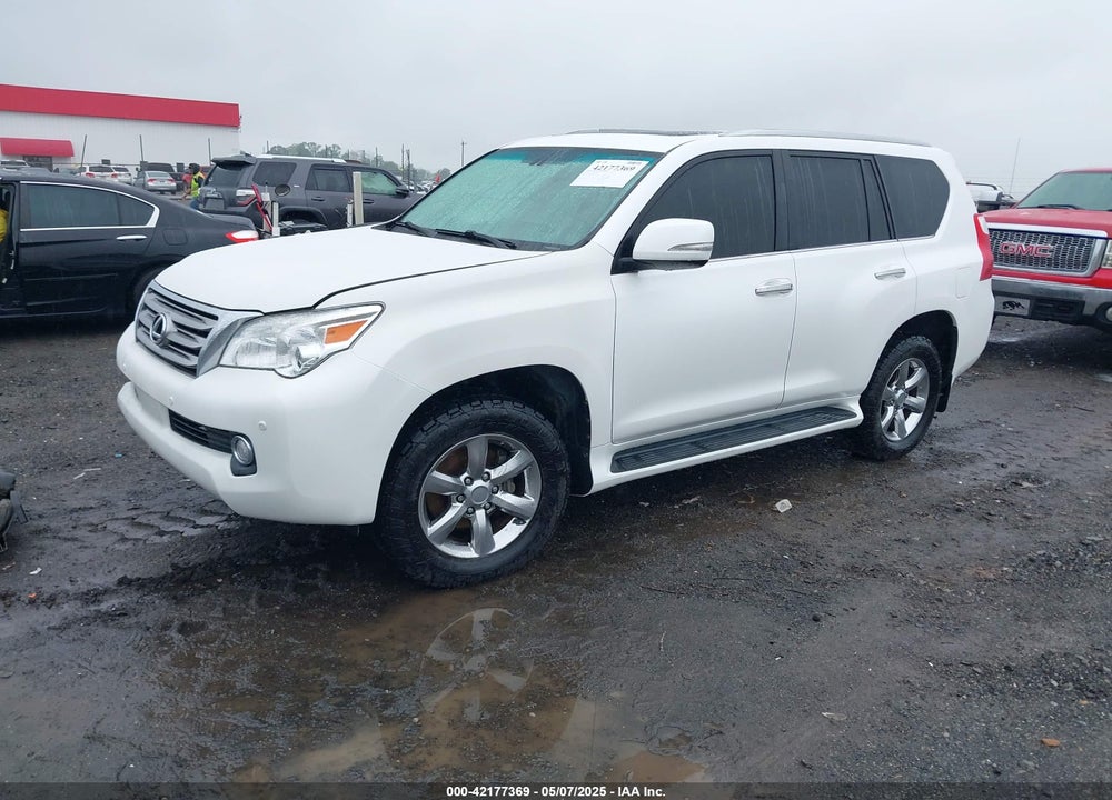 2011 LEXUS GX 460 VIN: JTJBM7FX0B5028569