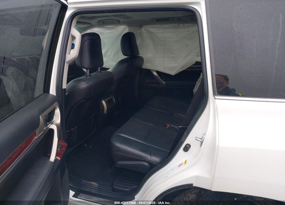 2011 LEXUS GX 460 VIN: JTJBM7FX0B5028569