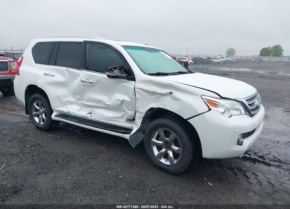 2011 LEXUS GX 460 VIN: JTJBM7FX0B5028569