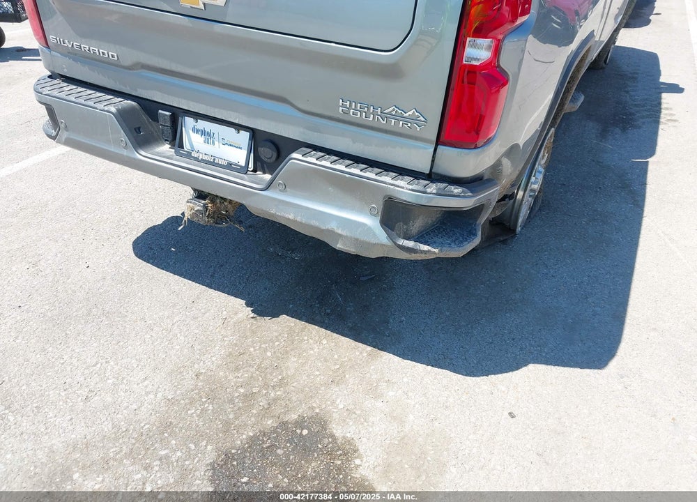 2024 CHEVROLET SILVERADO 2500HD 4WD STANDARD BED HIGH COUNTRY VIN: 2GC4YREY5R1176511