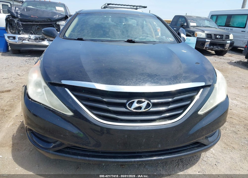 2011 HYUNDAI SONATA VIN: 5NPEB4AC0BH195975