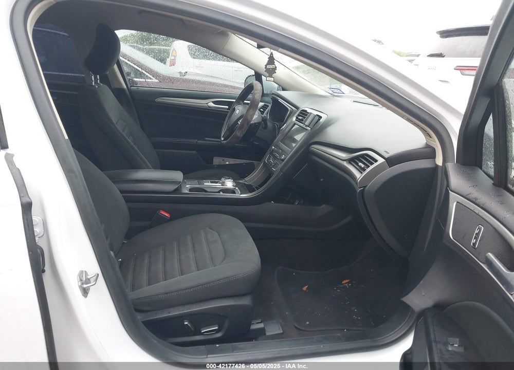 2019 FORD FUSION SE VIN: 3FA6P0HD7KR103180
