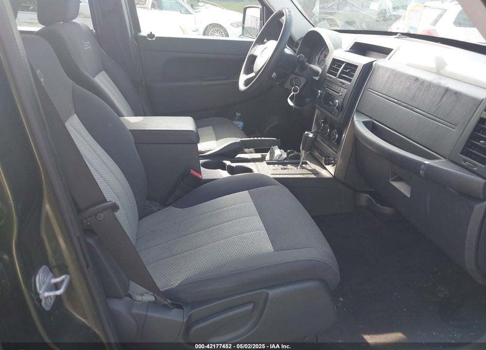 2009 JEEP LIBERTY VIN: 1J8GN28K69W519154