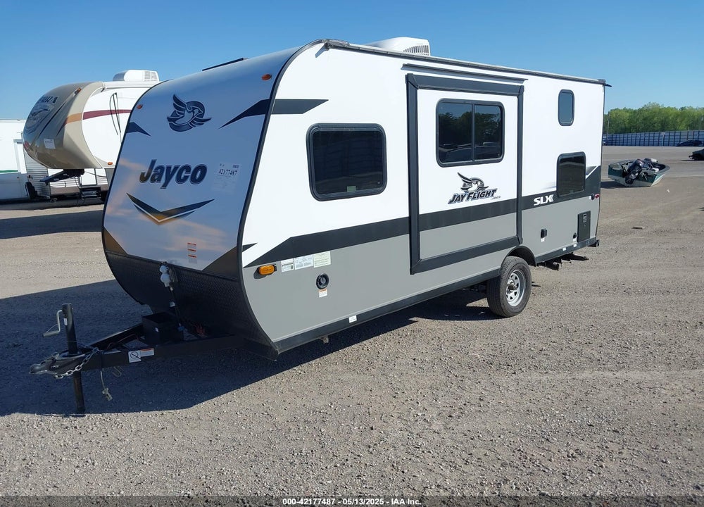 2022 JAYCO JAY FLIGHT SLX 184BS TRAVEL TRAILER VIN: 1UJBJ0AJ0N17B0428