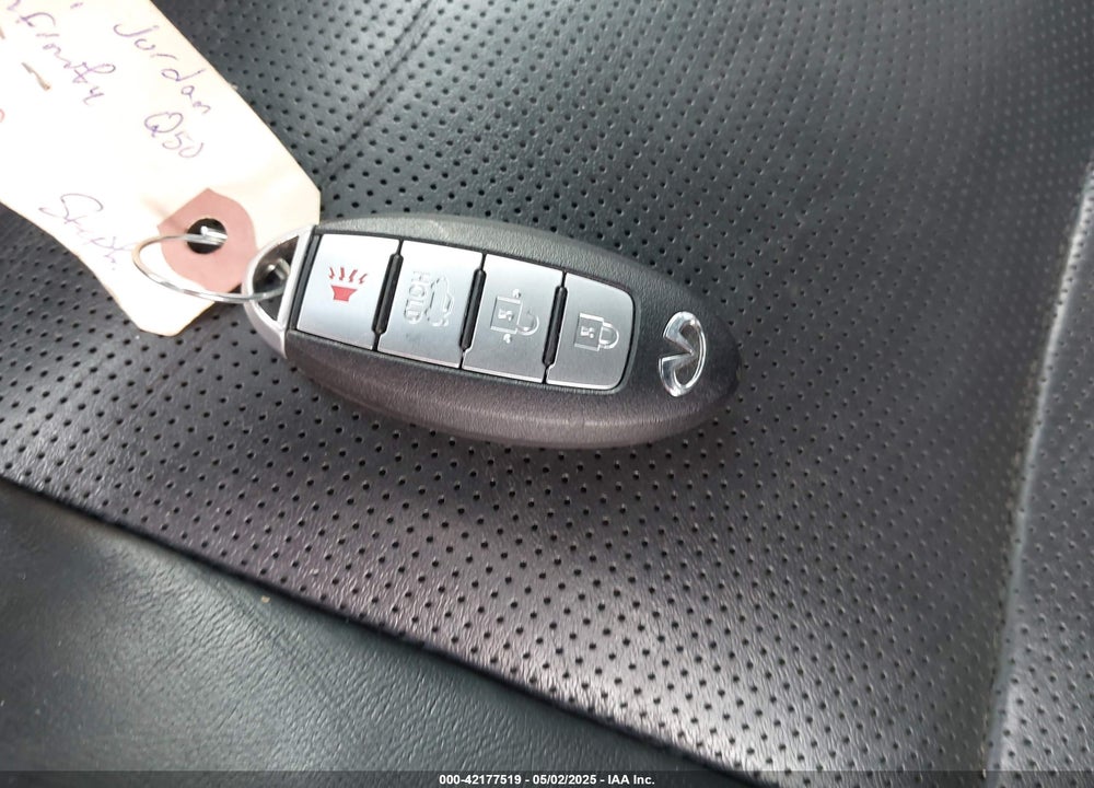 2016 INFINITI Q50 VIN: JN1EV7AP1GM302334