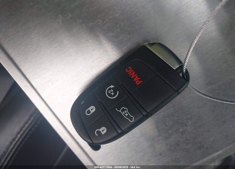 2018 JEEP GRAND CHEROKEE VIN: 1C4RJEBG3JC124789