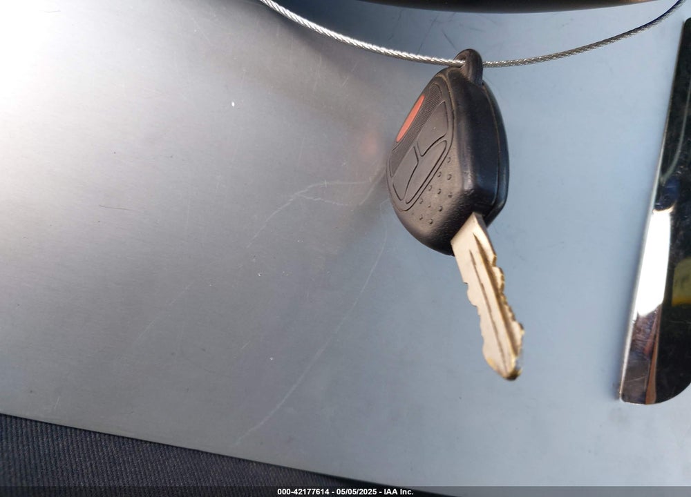 2012 CHRYSLER 200 TOURING VIN: 1C3CCBBG5CN298597