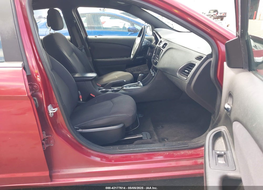 2012 CHRYSLER 200 TOURING VIN: 1C3CCBBG5CN298597