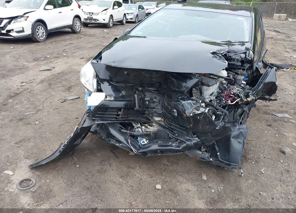 2013 TOYOTA PRIUS VIN: JTDKN3DU0D5587382