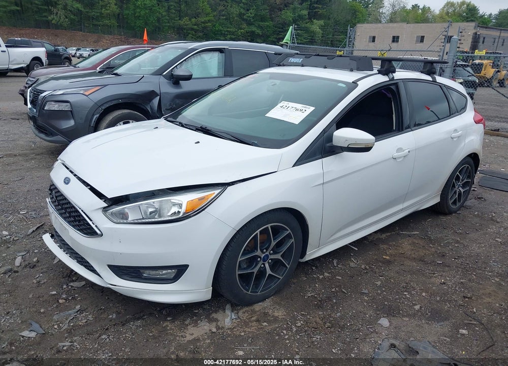 2016 FORD FOCUS VIN: 1FADP3K28GL375694
