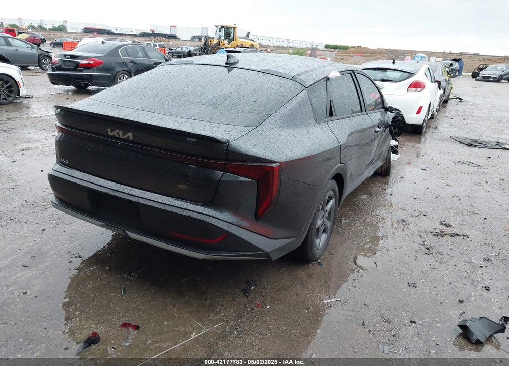 2025 KIA K4 VIN: 3KPFT4DE9SE084876