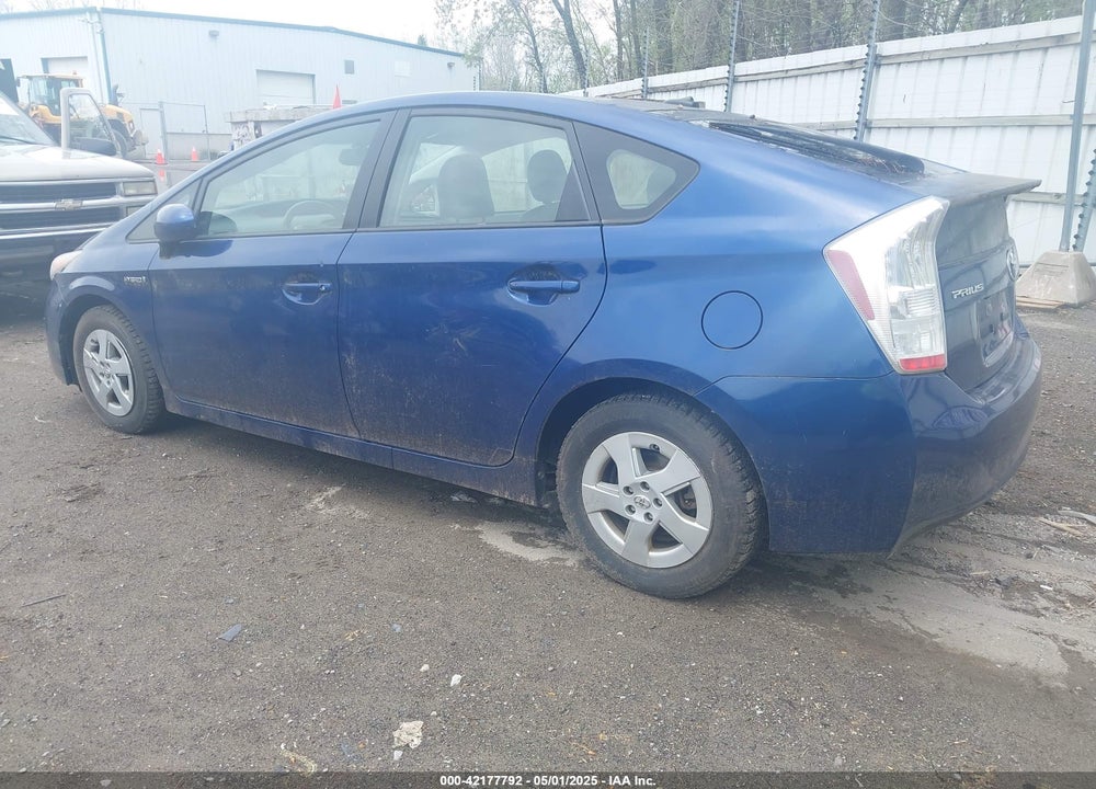 2011 TOYOTA PRIUS VIN: JTDKN3DU5B5335656
