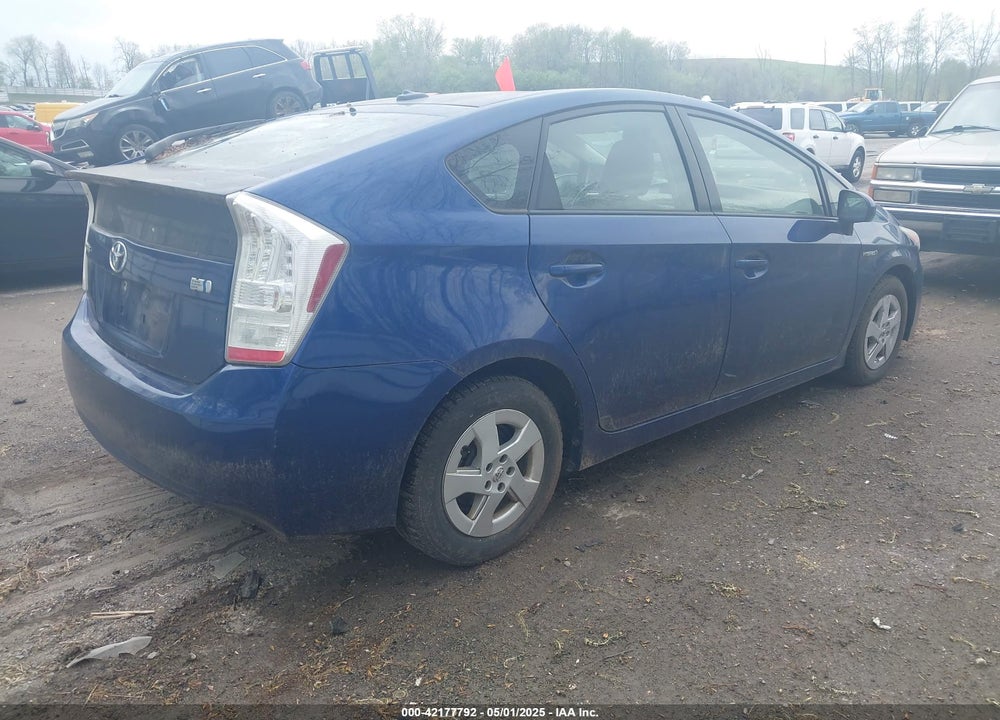 2011 TOYOTA PRIUS VIN: JTDKN3DU5B5335656